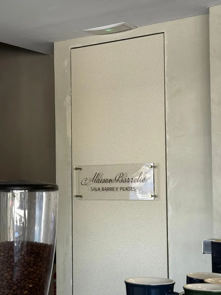 Maison Barrelié — barre-studio en Ibiza — 3