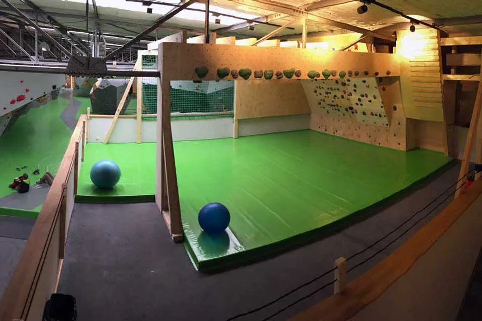 Cliffhanger Boulderlounge — bouldern-studio in Berlin — 3