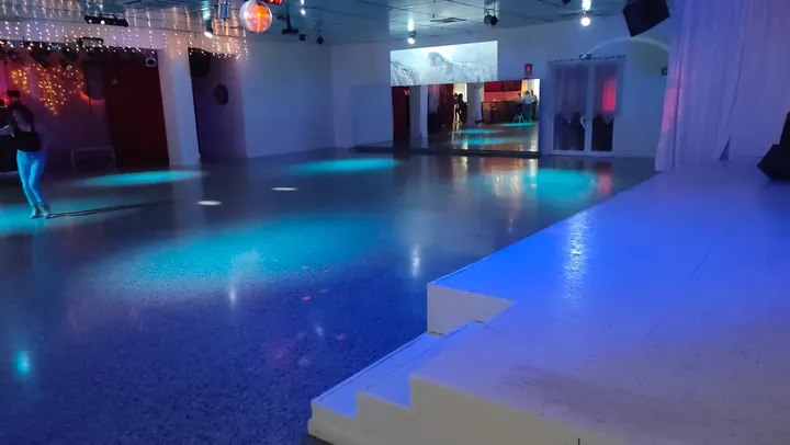 Family Dance School — baile-studio en Can Palet, Terrassa — 2