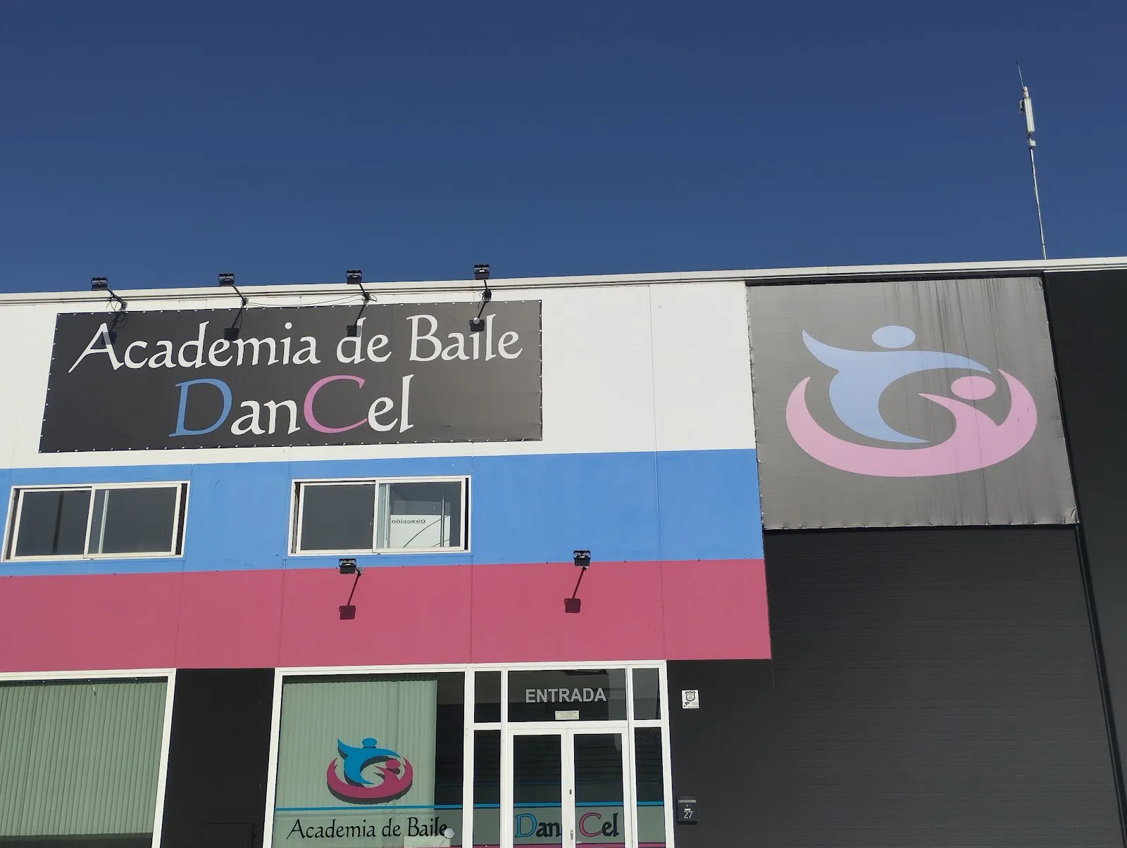 Academia de baile DanCel — baile-studio en Santa Juliana, Armilla — 3