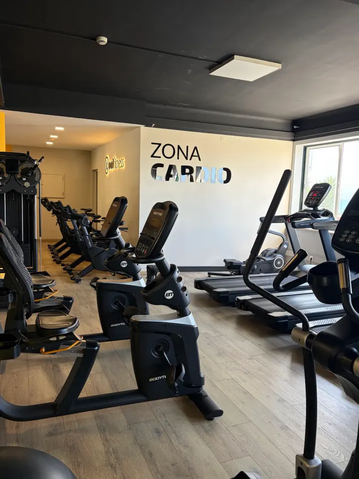 Koolfitness — Ginásio em Rio Novo, Nazaré