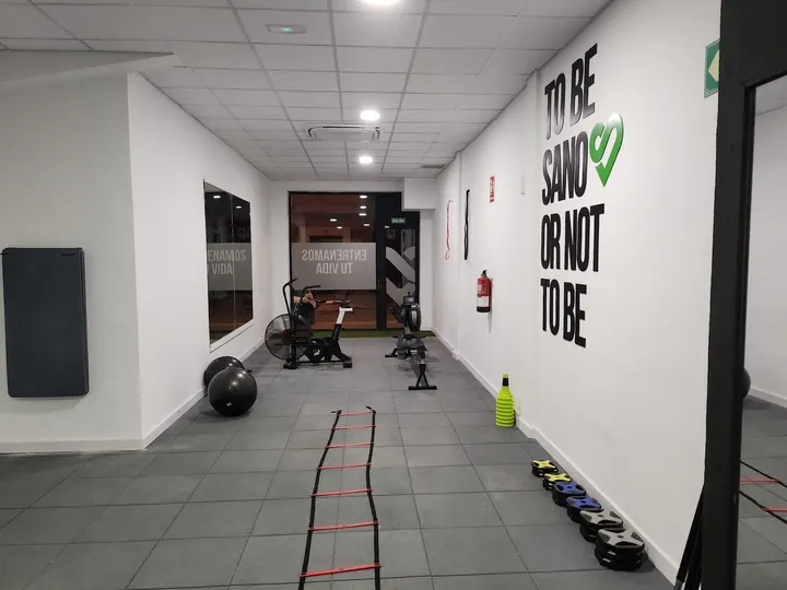 Sano Los Remedios — entrenamiento personal-studio en Sevilla — 5