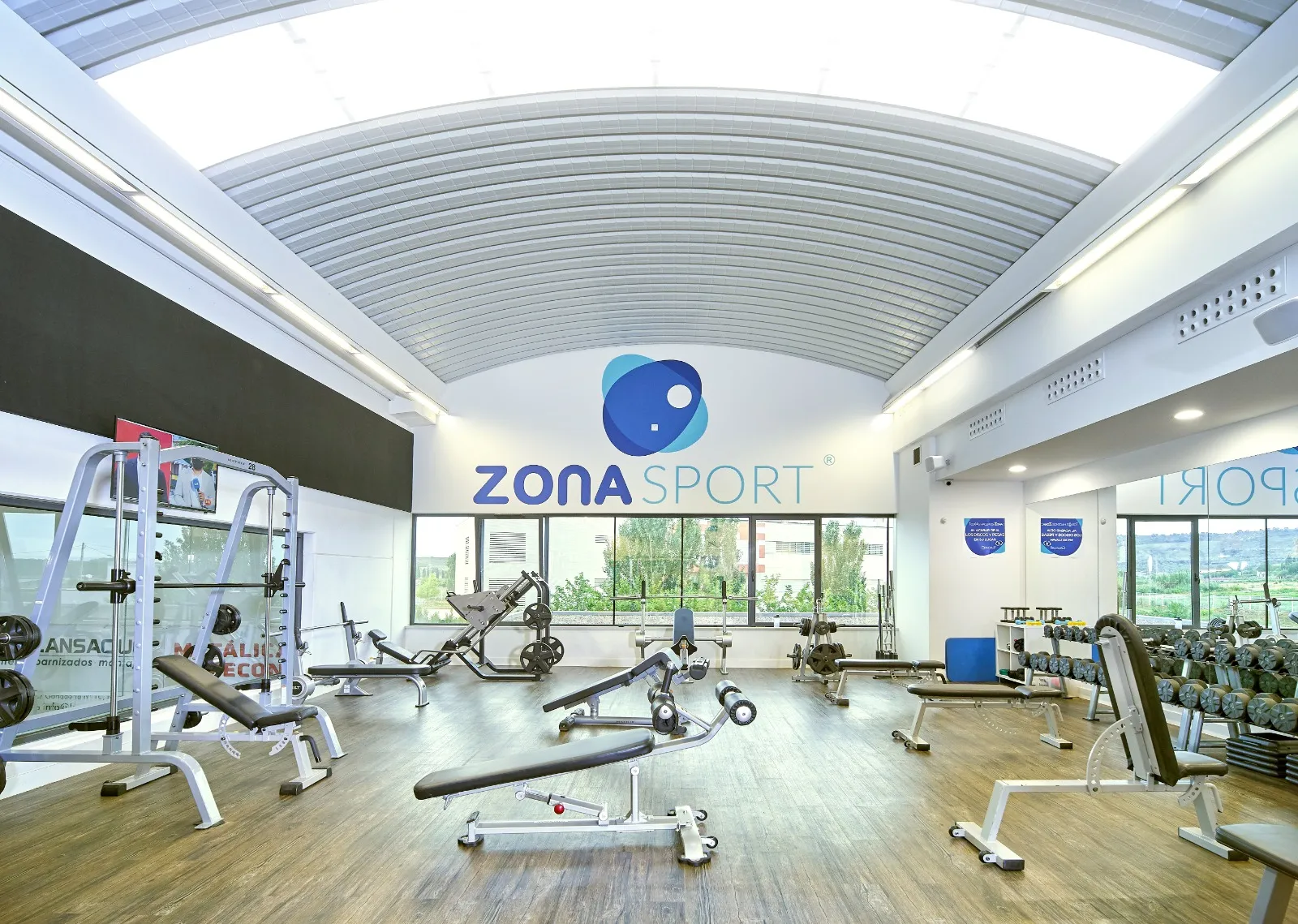 Zona Sport - Gym And Paddle In Monzón — estudio de fitness-studio en Monzón — 5