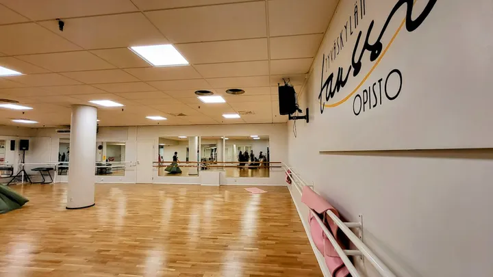 Jyväskylän Tanssiopisto — tanssi-studio – 1. kaupunginosa, Jyväskylä — 3