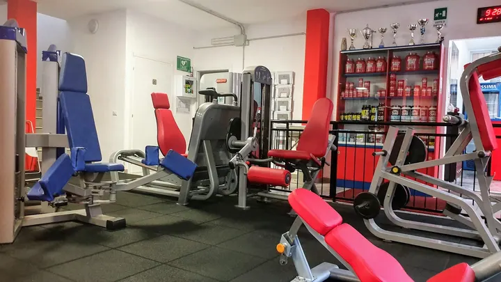 Iron Life Fitness — palestre-studio a Alezio — 2