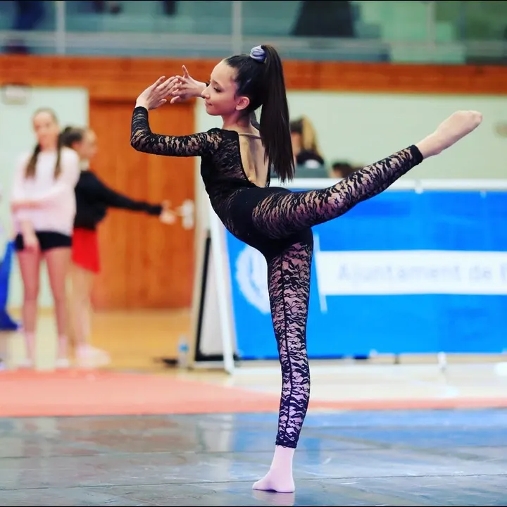 ESCUELA DE DANZA SONIA NAVARRO — baile-studio en Barcelona — 4