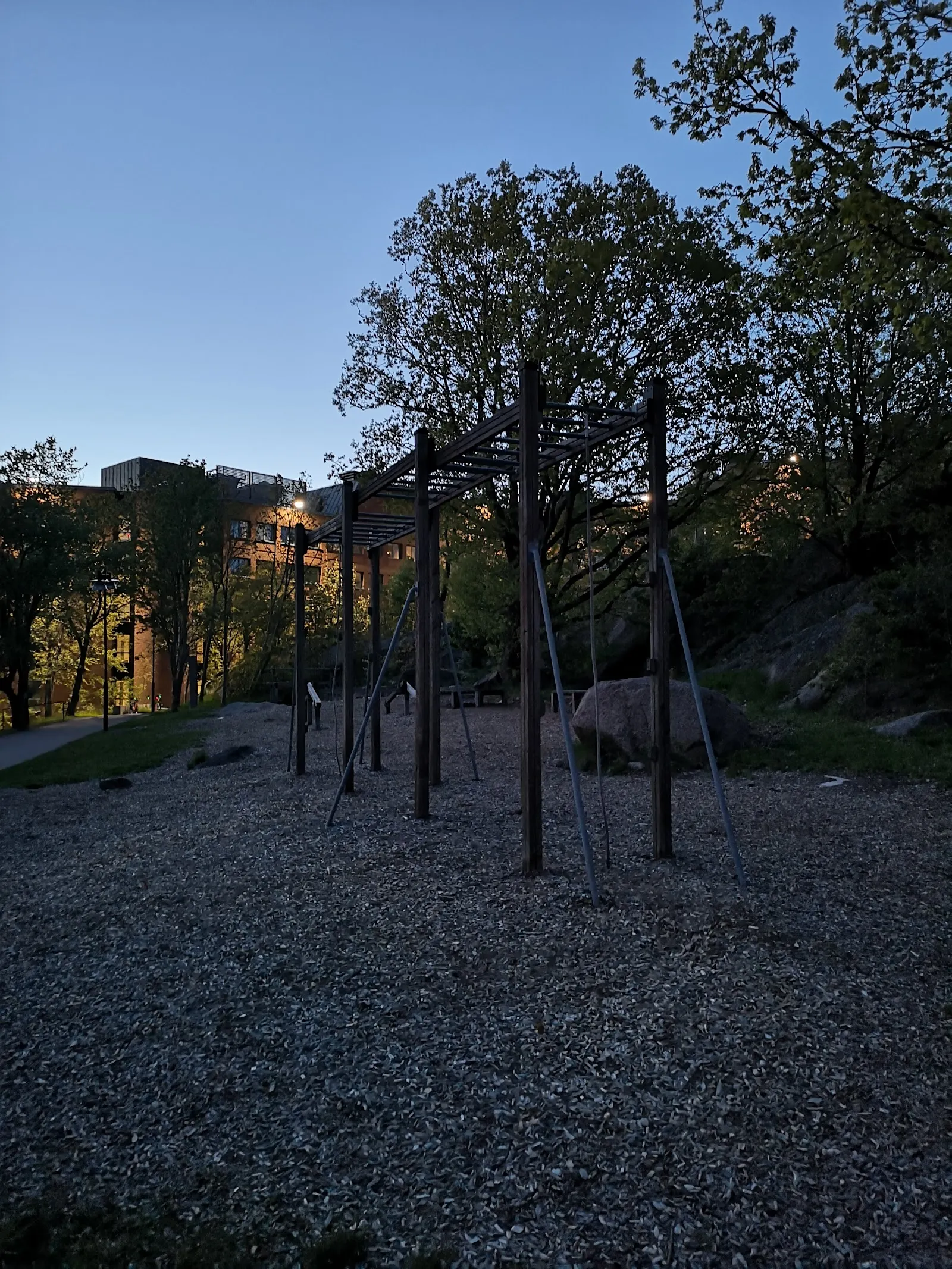 Outdoor fitness — träningsstudio-studio i Gothenburg — bild 2