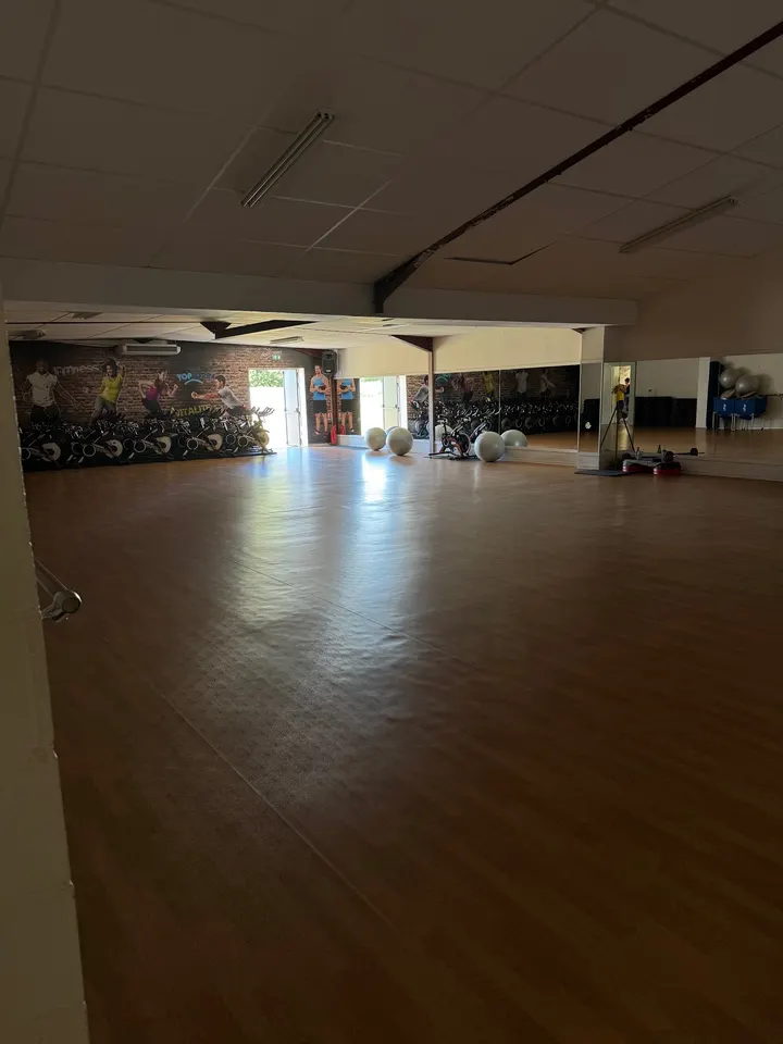 TOP FITNESS — salle de fitness-studio à Saint-Jean-de-Braye — 5