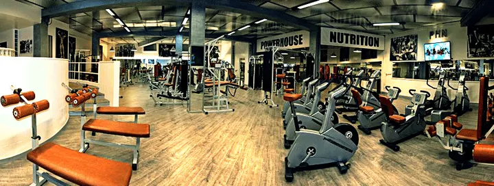 Palestra Powerhousenutrition — palestre-studio a Alba — 3