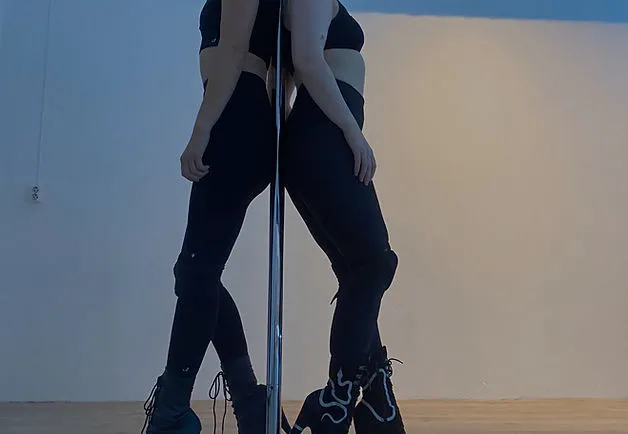 Tønsberg Pole & Aerial / Pole Dance, Aerial Fitness, Fitness Classes — treningsstudio-studio i Presterød, Tønsberg — bild 2