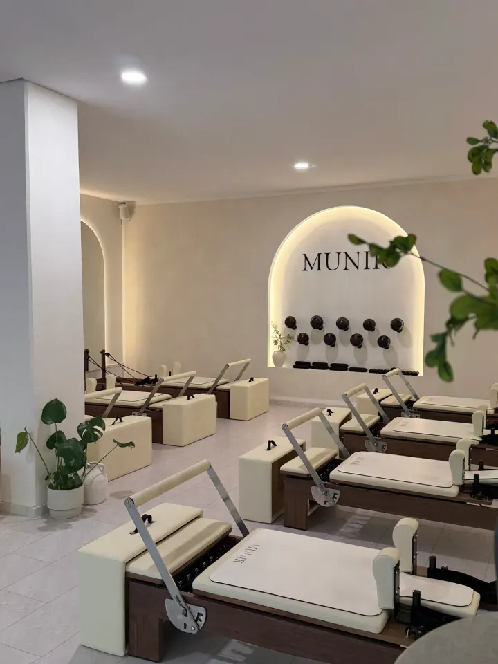 MUNIK reformer studio — Pilates in Maxvorstadt, München
