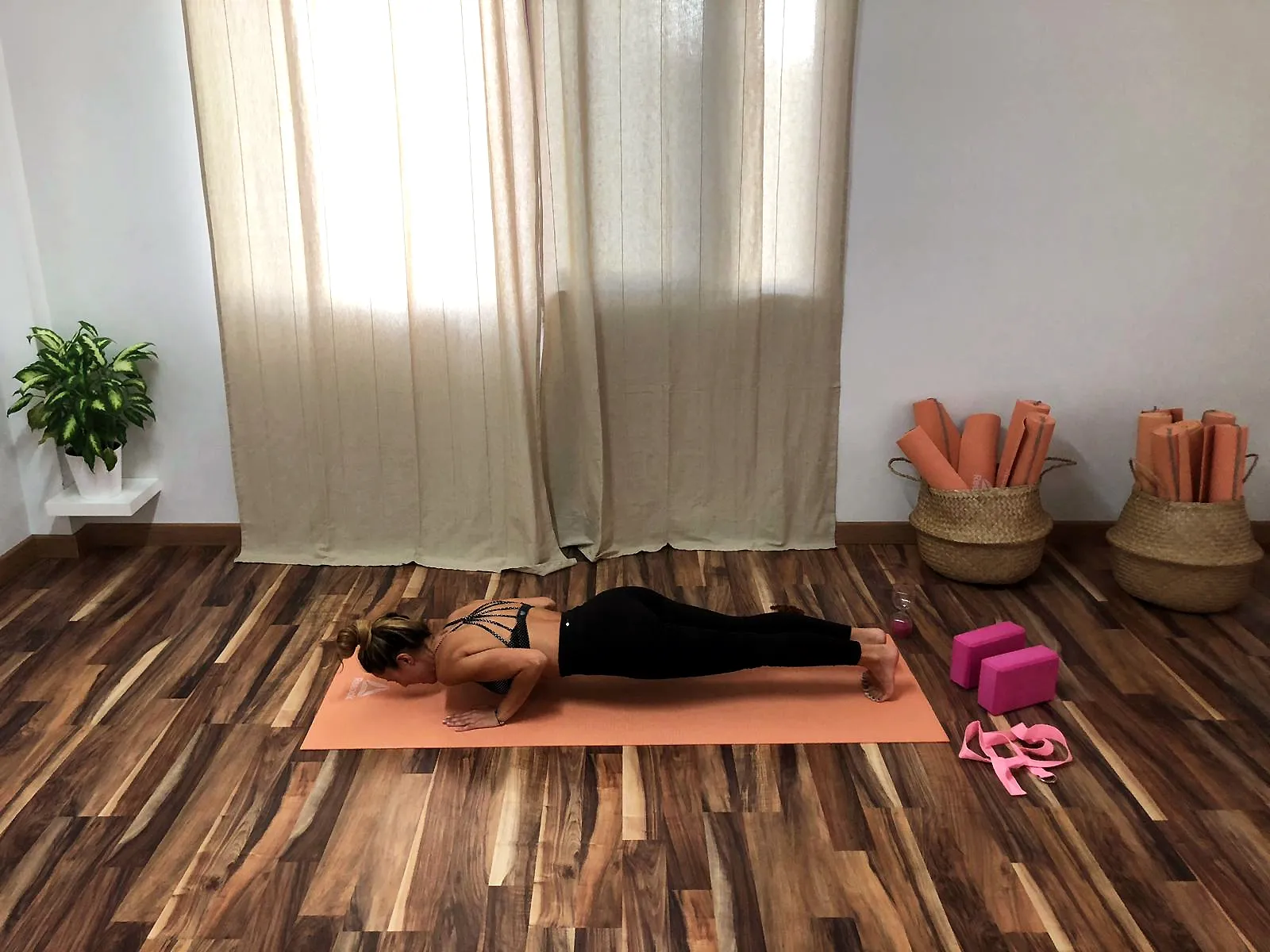 Mãe Yoga — yoga-studio i Calypo Fado — 4