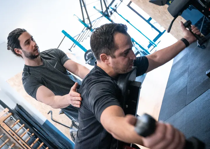 IN MOTION — strength-studio in Chalk Farm, London — 3