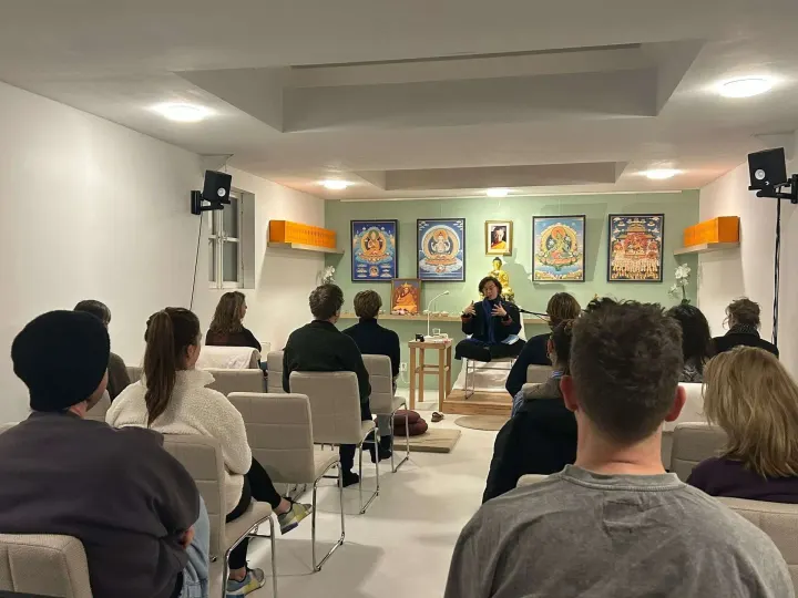 Kadampa Meditation Centre Netherlands — meditatie-studio in Amsterdam — 3