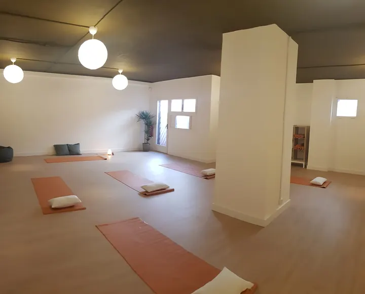 Sacbé Yoga Ciudad de la Justicia — yoga-studio en Santa Eulàlia, L'Hospitalet de Llobregat — 3