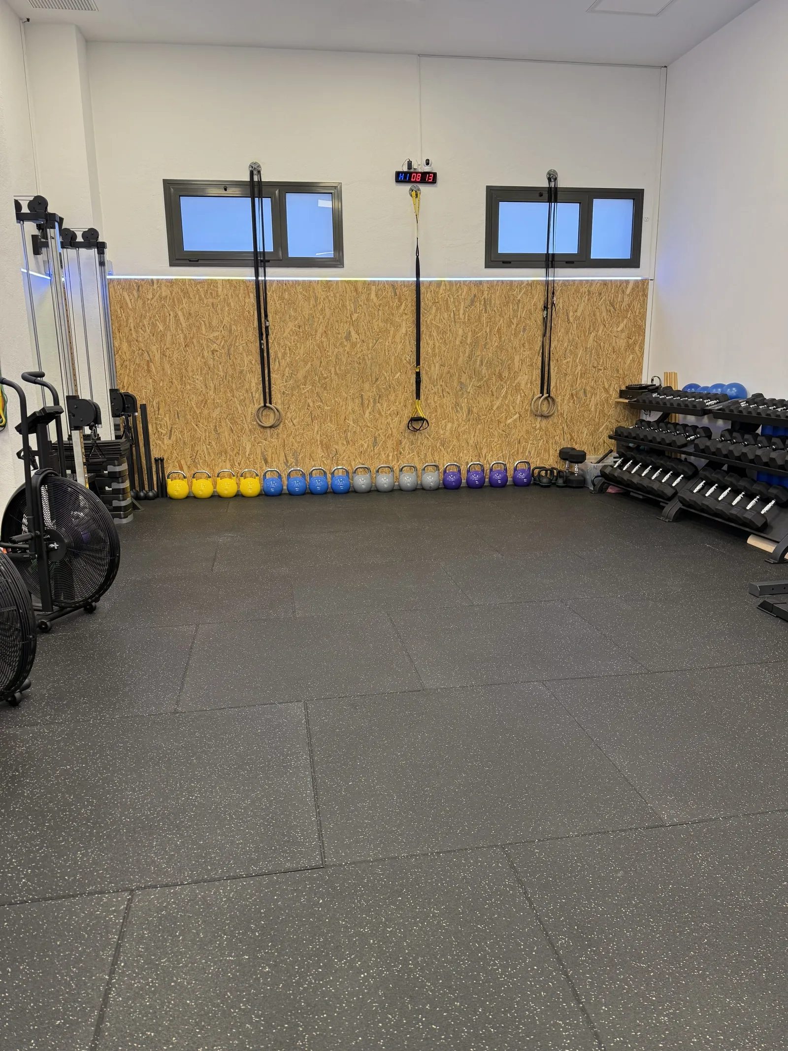 KAIZEN Fitness Studio — träningsstudio-studio i Sabadell — bild 3