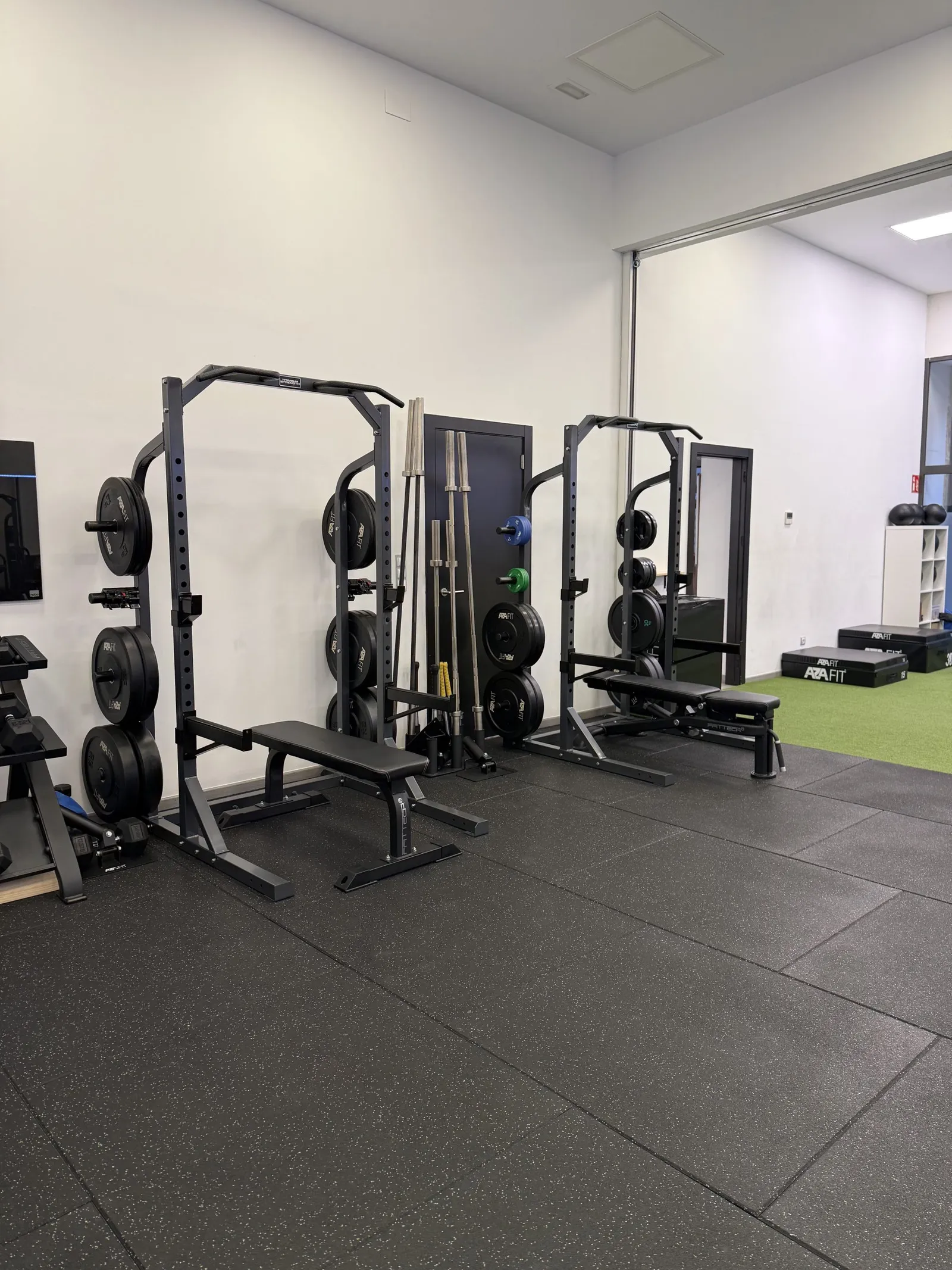 KAIZEN Fitness Studio — träningsstudio-studio i Sabadell — bild 5
