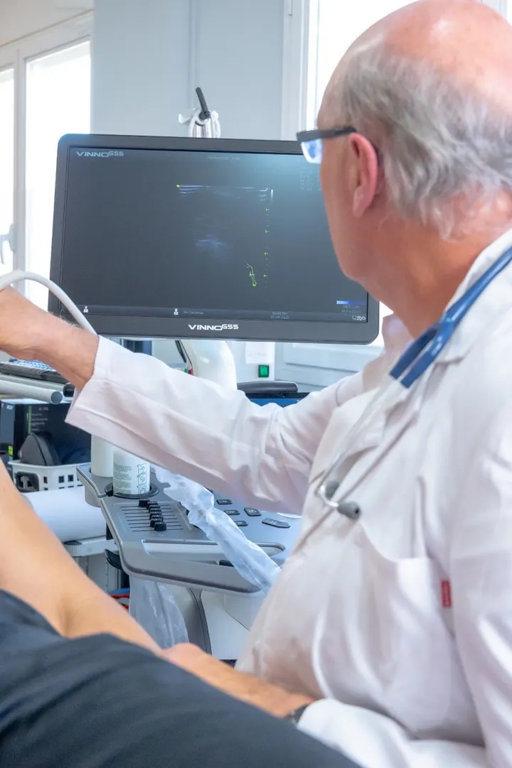 Centre Medicina Correctiva, S.L — entrenamiento personal-studio en el Centre, Sabadell — 2