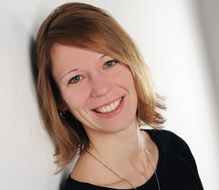 Julia Ehrhart — Yoga in Bilk, Düsseldorf