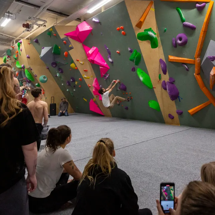 Klatreverket I Grünerløkka Klatresenter — climbing-studio i Sagene, Oslo