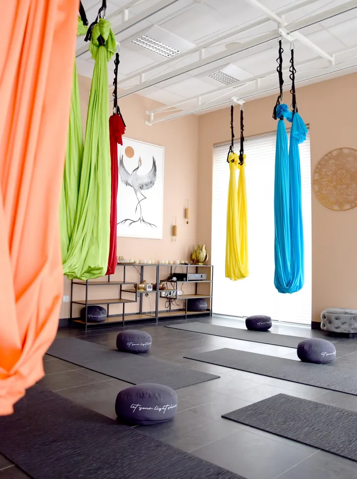 WUKRASO | aerial yogastudio claudia probst — Aerial in Friedrichstadt, Dresden