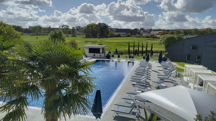 Liberty Country Club — salle de fitness-studio à Thiverval-Grignon — 2