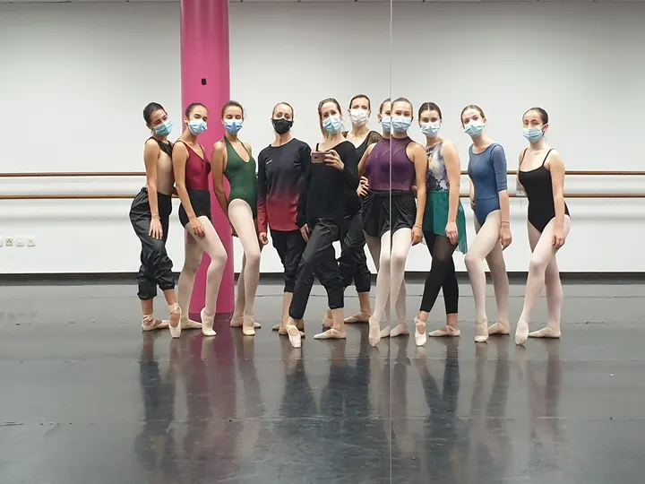 Escuela De Danza Teresa Guerrero — Baile en Tomares, Sevilla