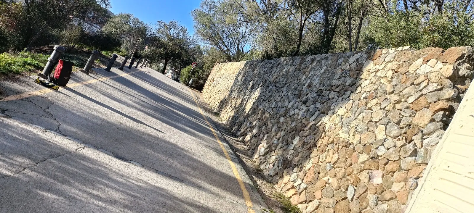 Boulder Parc Güell — escalada-studio en Gràcia, Barcelona — 3