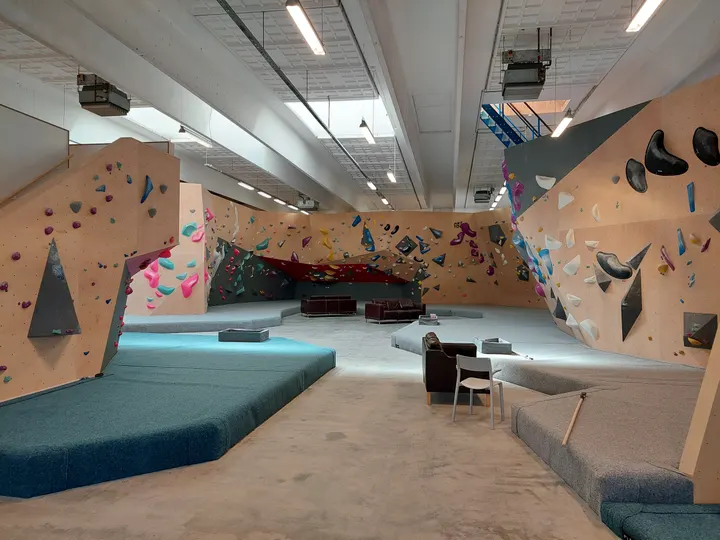 Aalborg Klatreklub - Eternitten — bouldering-studio i Eternitten, Aalborg — 3