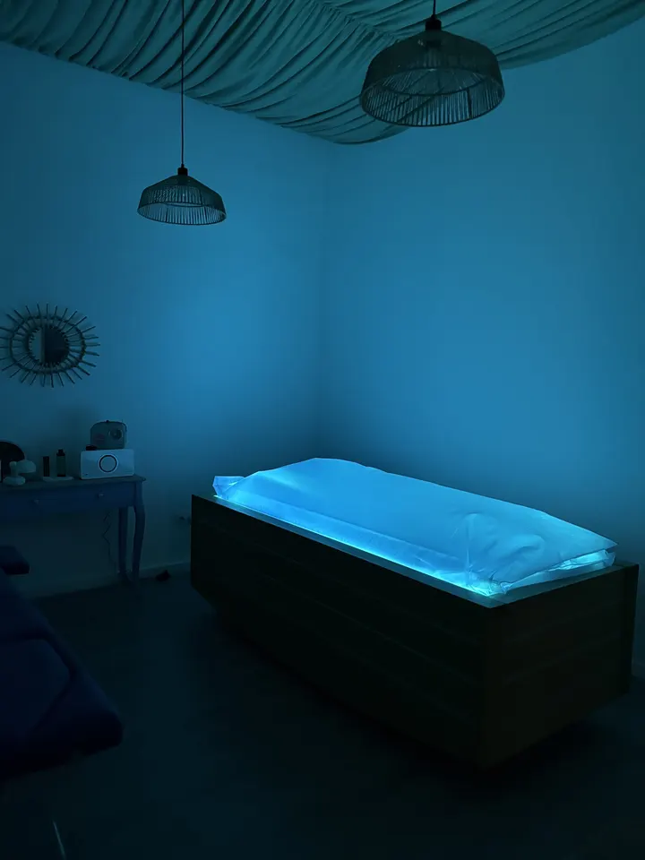 Loto Azul Wellness - Terapias alternativas, gravedad cero, haloterapia, danzaterapia y masajes ayurvédicos en Almería. — Baile en Oliveros, Almería