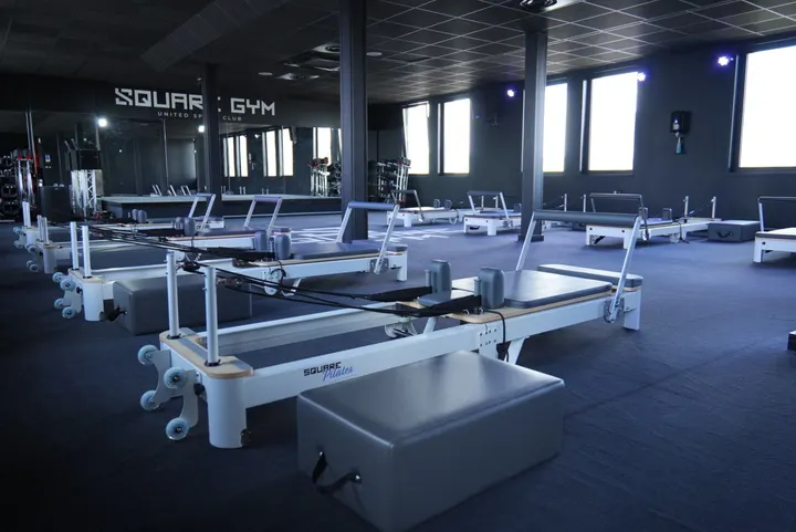 Square Gym Bordeaux Chartrons — Pilates Reformer à Bordeaux Centre, Bordeaux