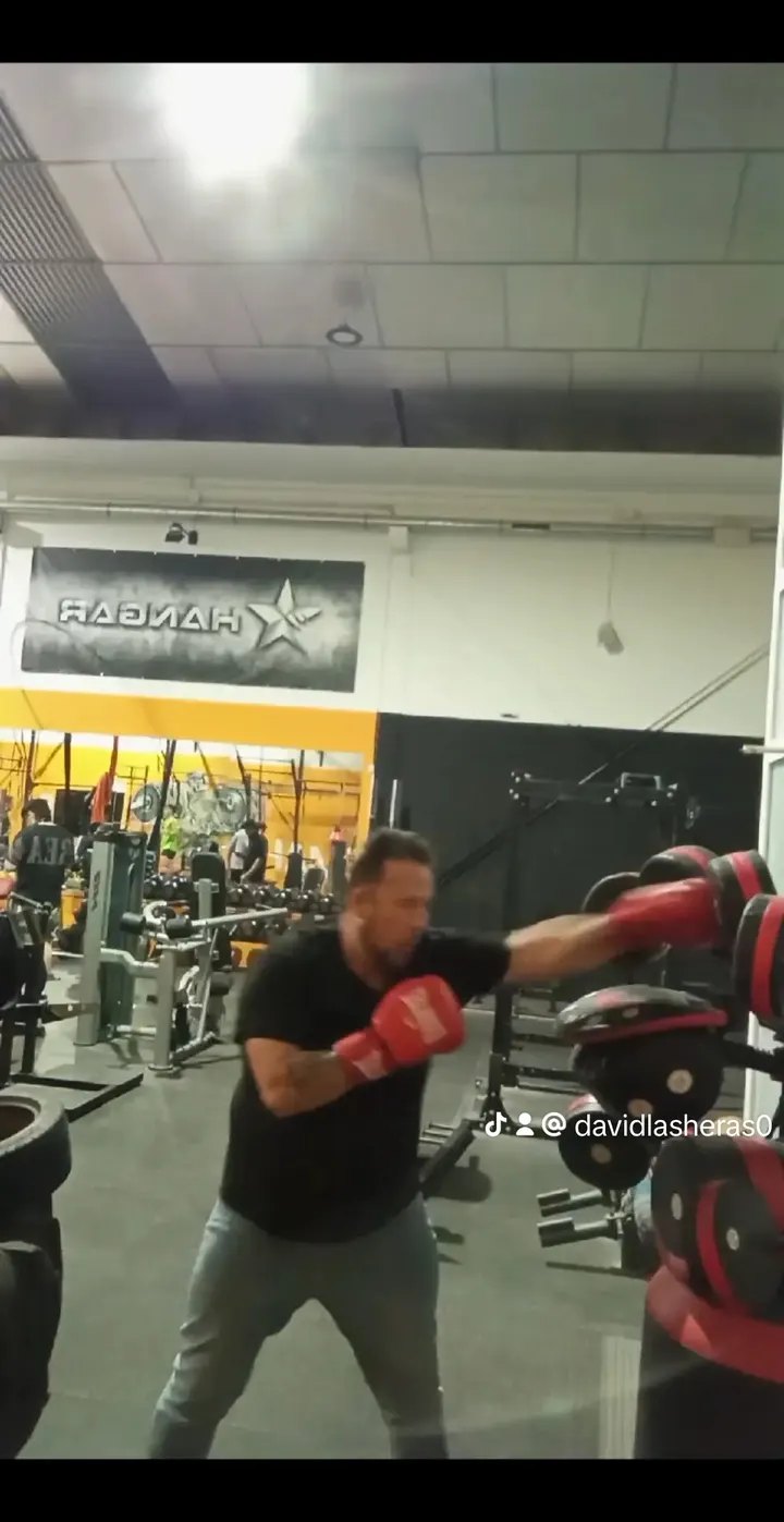 Hangar, Entrenamiento Funcional. Gimnasio PowerLifting — fuerza-studio en Logroño — 3