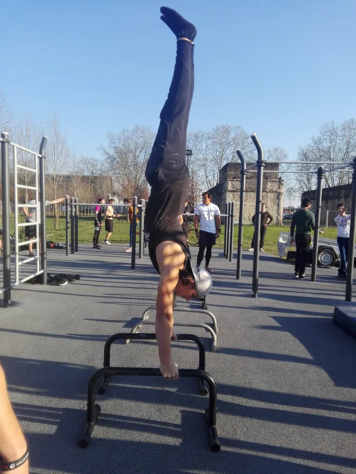 Street Workout Bordeaux — callisthénie-studio à La Bastide, Bordeaux — 2