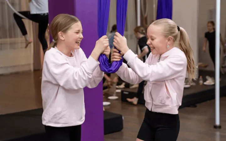 Rock the Pole Aerial Home Haven — aerial-studio – Helsinki — 3
