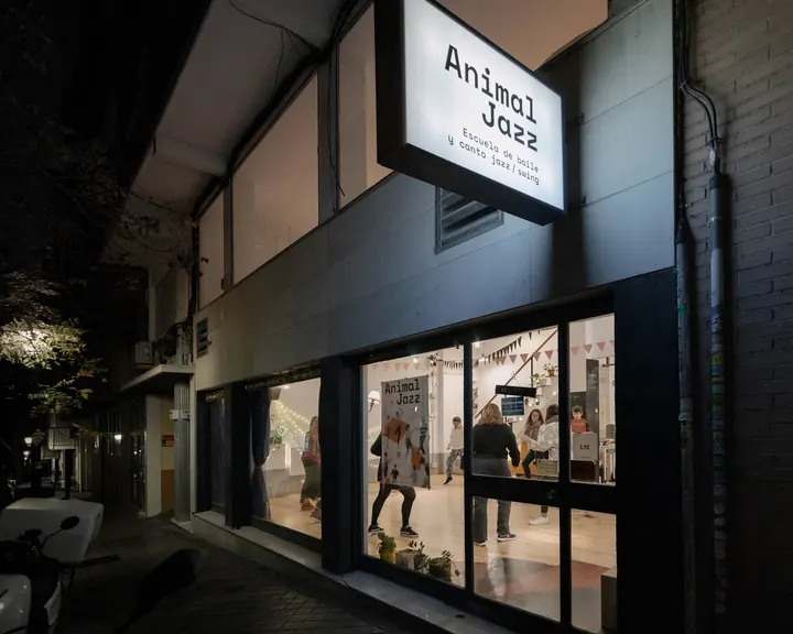 Animal Jazz ~ Escuela De Baile Y Canto Swing En Madrid — Baile en Embajadores, Madrid