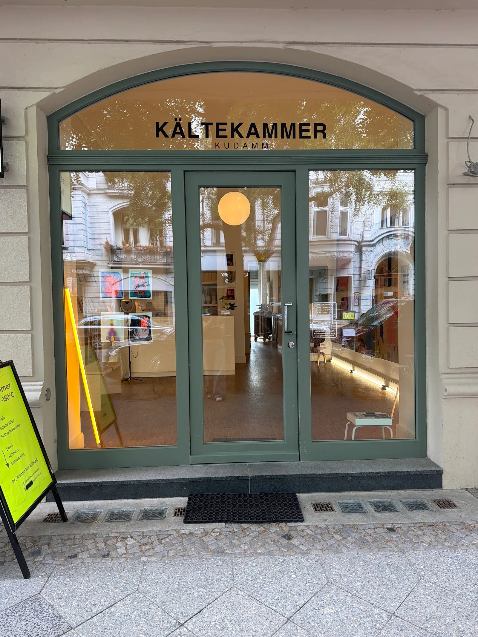 Kältekammer KuDamm — recovery-studio in Berlin — 4