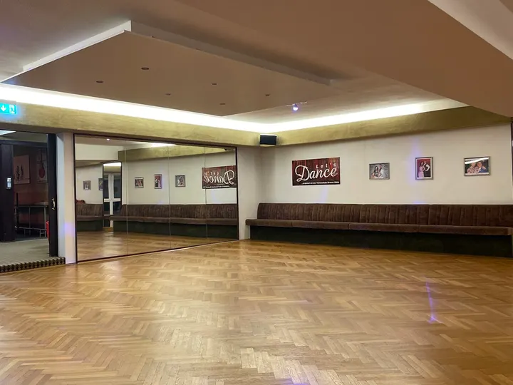 ADTV Tanzschule Breuer Köln-City — tanz-studio in Altstadt-Süd, Köln — 3