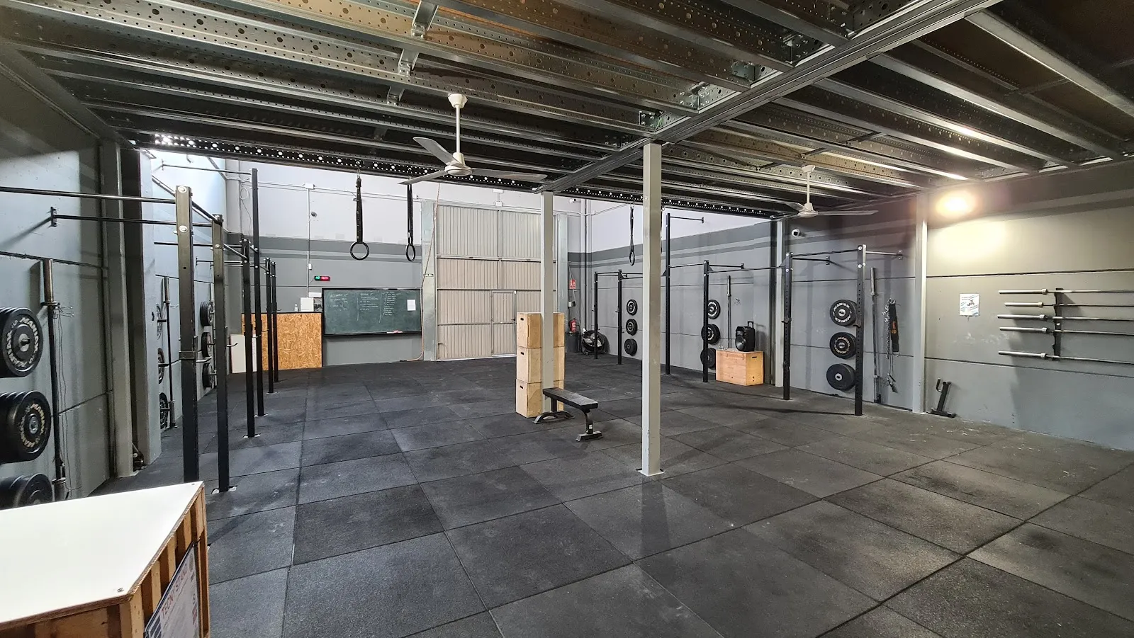 Against Gravity Box Crosstraining Powerlifting Boxeo — artes marciales-studio en Picassent — 2