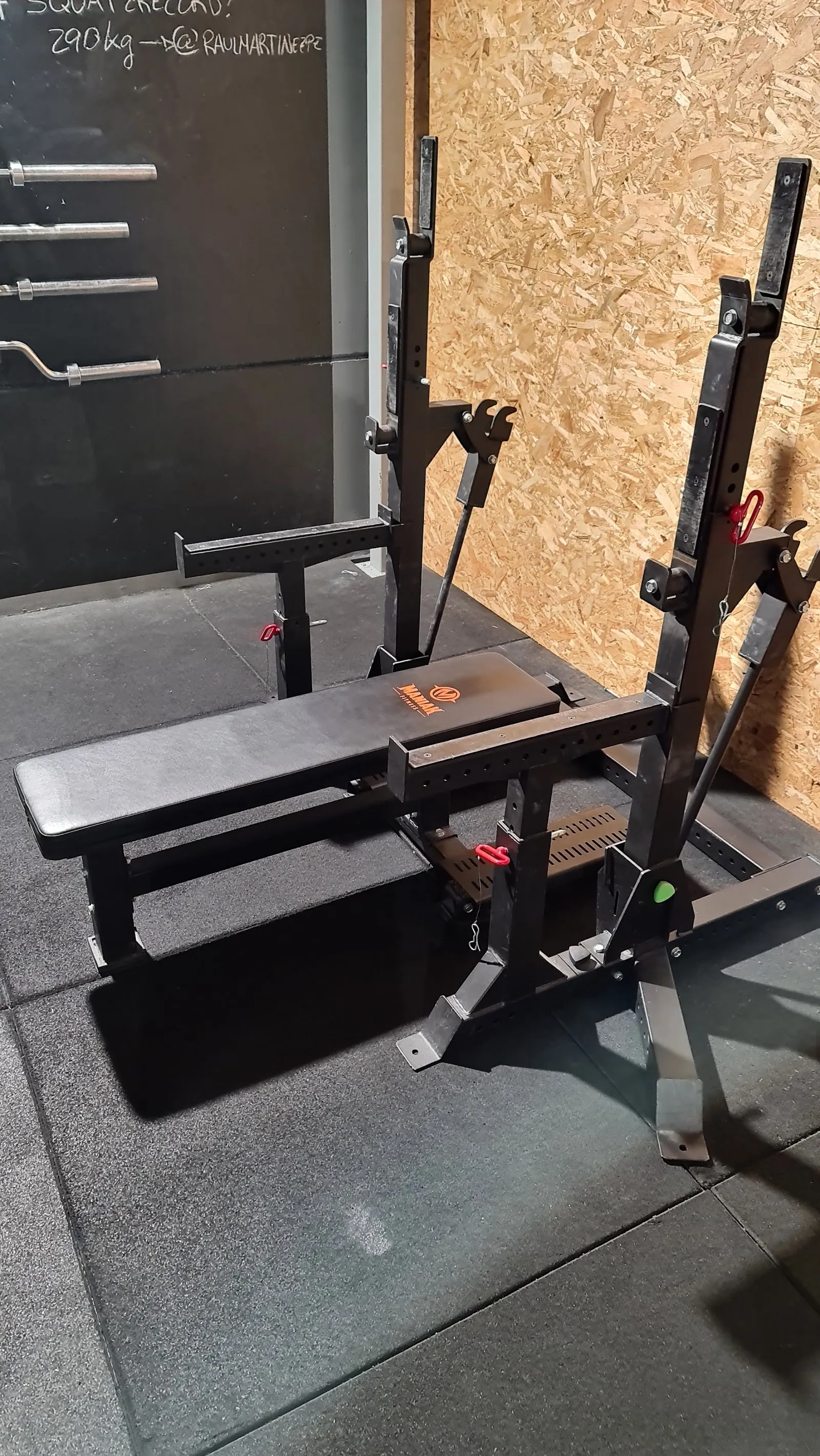 Against Gravity Box Crosstraining Powerlifting Boxeo — artes marciales-studio en Picassent — 4