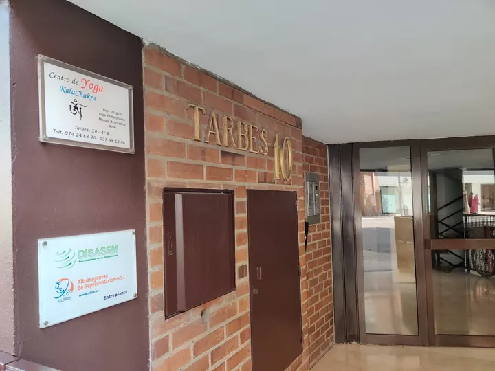Kalachakra — Yoga en Barrio de San Lorenzo, Huesca
