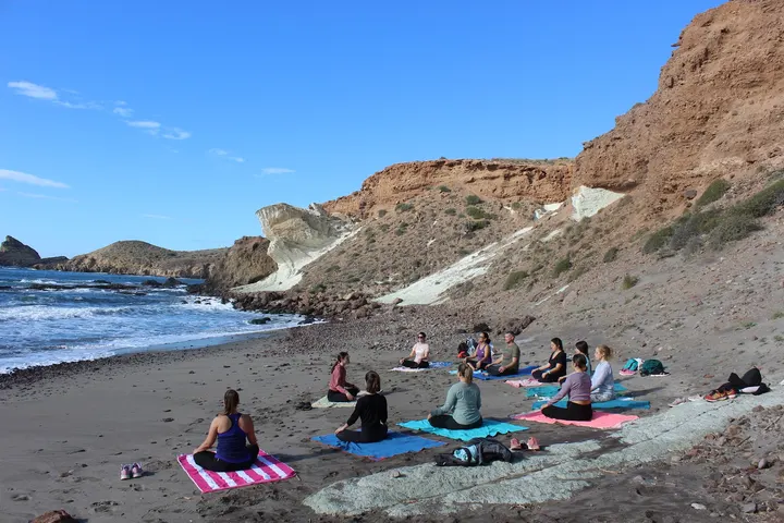 Yoga Con Lucía Perales — Yoga en Aguadulce