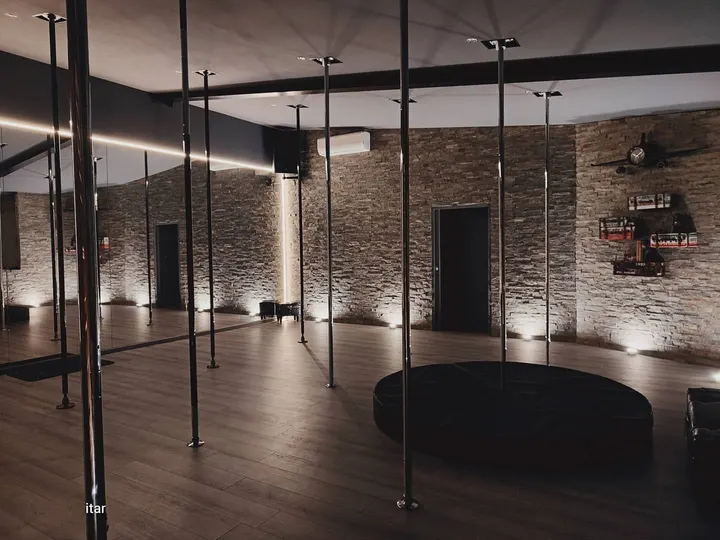 Pole&Co Studio — pole fitness-studio à Pissevin, Nîmes — 2
