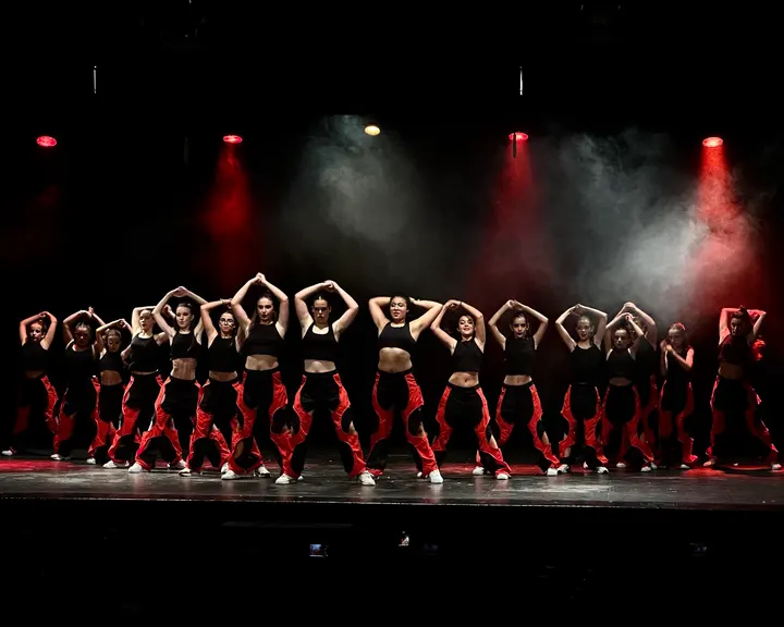 Danza Groetsch — baile-studio en Murcia — 3