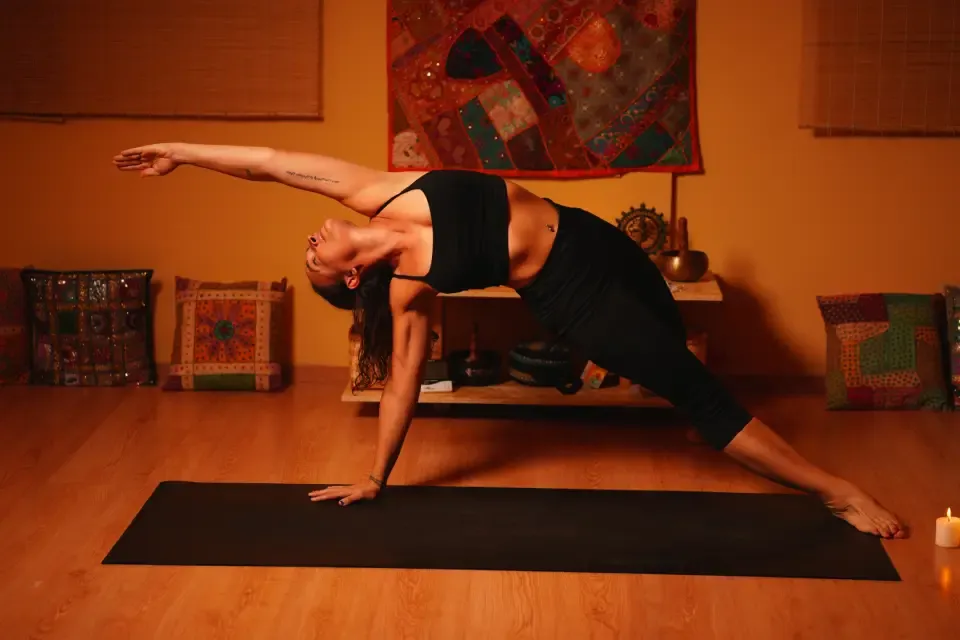 Yoga Estudio Sirsásana — yoga-studio i Torrellano — bild 2