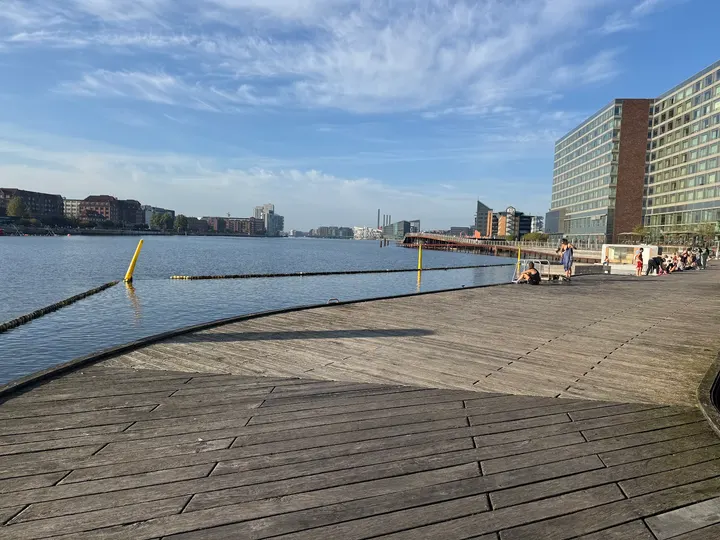 Bølgebaderne — Wellness i Ballonparken, København