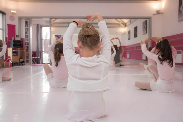 Le Rond Point de la Danse — Danse à Puyricard, Aix-en-Provence