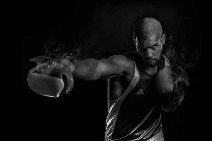 John Mbumba — Boxe à Paris 11e Arrondissement, Paris