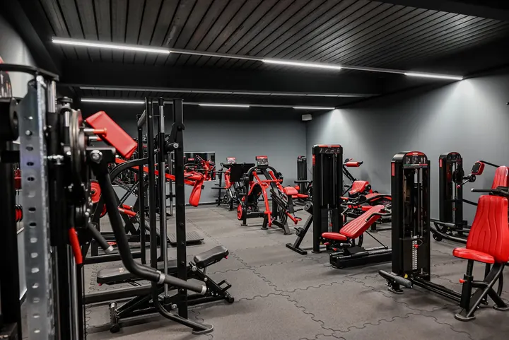 Nordic Iron Fitness — Fitnessstudio in Elmschenhagen, Kiel