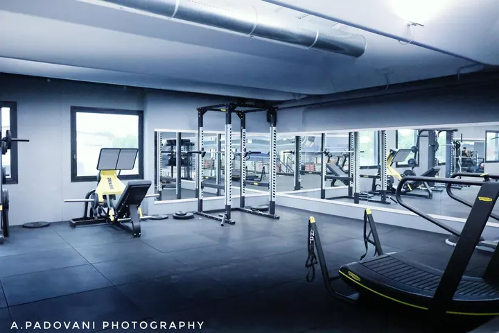 VIP PADEL FITNESS — palestre-studio a Area Industriale — 4