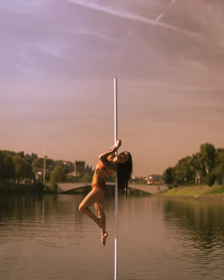 Florence Pole Dance Studio (@florence_poledance_studio) — Danza a Oltrarno, Firenze